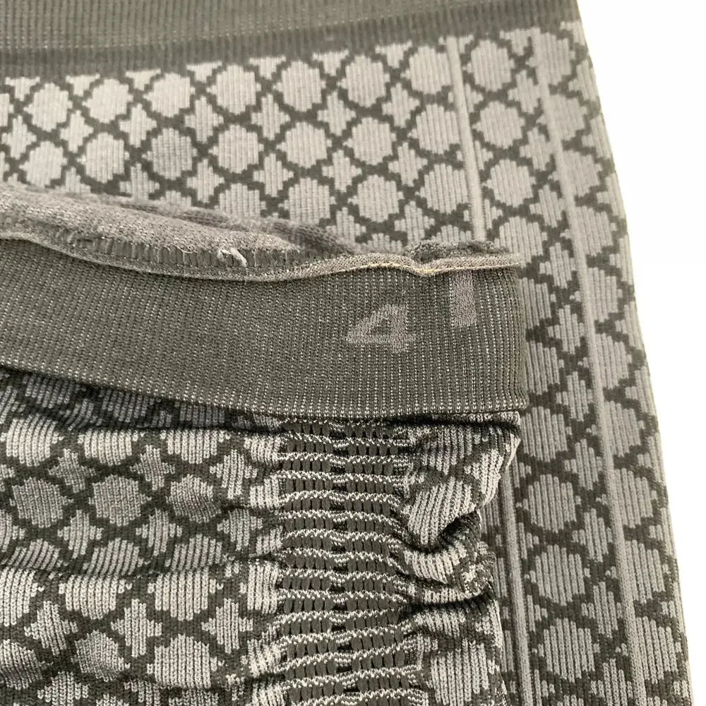 Lululemon In The Flow Crop Leggings Womens 4 Geometric Ruched Compression Yoga